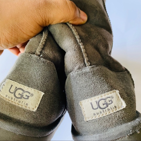 Ugg Bailey Boots - Picture 6 of 7